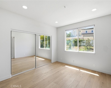 3844 Rock Hampton Drive - Photo Thumbnail 21