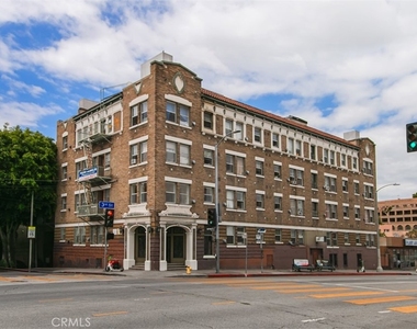 301 Witmer Street - Photo Thumbnail 1
