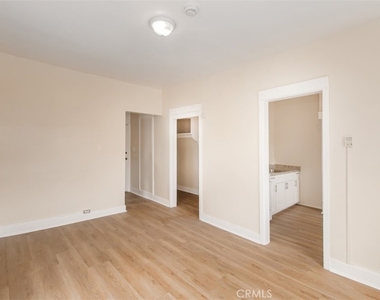 301 Witmer Street - Photo Thumbnail 5