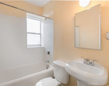 301 Witmer Street - Photo Thumbnail 8