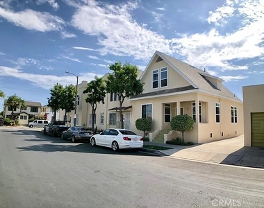 1557 W 36th Place - Photo Thumbnail 25