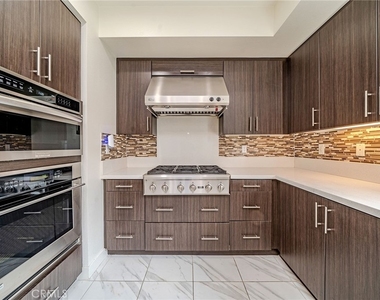 248 Rockefeller - Photo Thumbnail 30