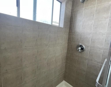 331 E 5th Street - Photo Thumbnail 7