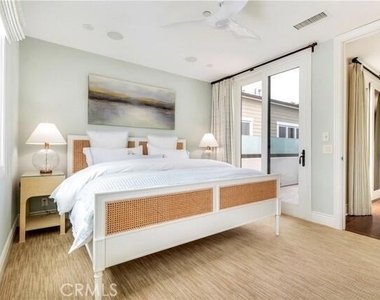 218 Narcissus Avenue - Photo Thumbnail 10