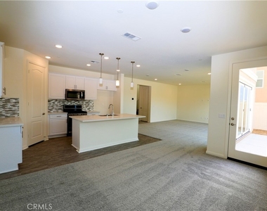 24741 Rockston - Photo Thumbnail 6