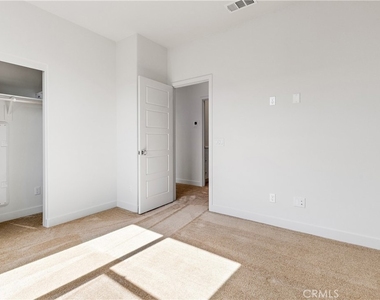 208 Siena - Photo Thumbnail 16