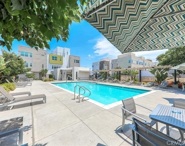 987 E Mason Lane - Photo Thumbnail 46