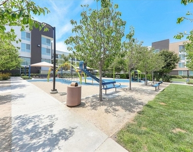 987 E Mason Lane - Photo Thumbnail 50