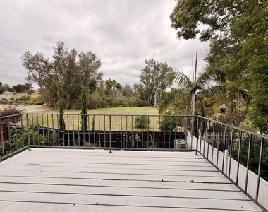2307 Fair Oak Court - Photo Thumbnail 10
