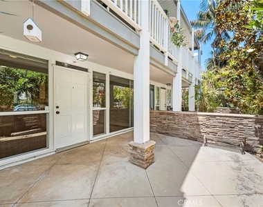 280 Aster Street - Photo Thumbnail 2