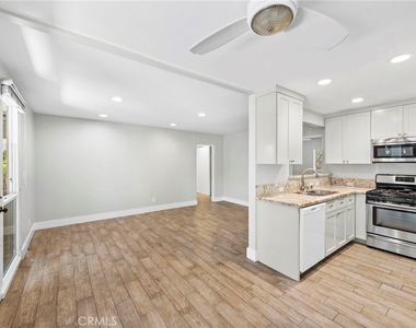 280 Aster Street - Photo Thumbnail 3