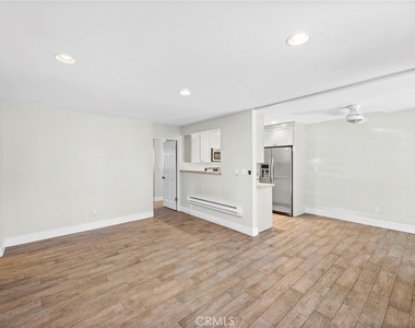 280 Aster Street - Photo Thumbnail 7