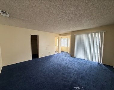 7947 Garfield - Photo Thumbnail 9
