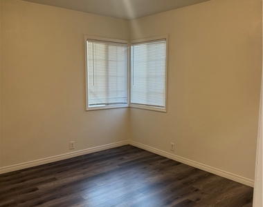 11286 San Mateo - Photo Thumbnail 12