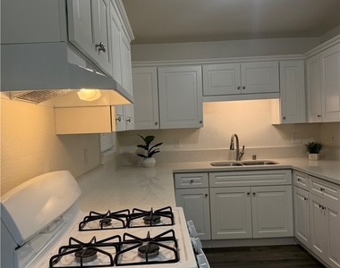 11286 San Mateo - Photo Thumbnail 5