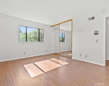 1321 Greenbriar Road - Photo Thumbnail 41