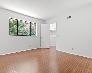 1321 Greenbriar Road - Photo Thumbnail 47