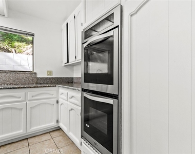 1321 Greenbriar Road - Photo Thumbnail 14