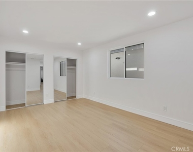 2708 S Cochran Street - Photo Thumbnail 16