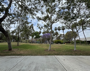 460 Golden - Photo Thumbnail 9