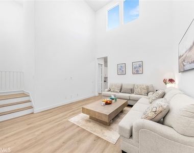 885 Poppy Court - Photo Thumbnail 19