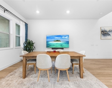 885 Poppy Court - Photo Thumbnail 6