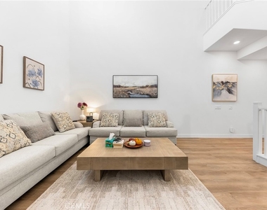 885 Poppy Court - Photo Thumbnail 18