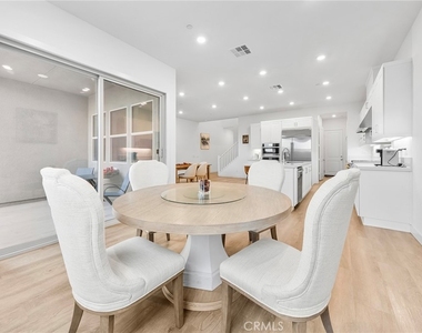 885 Poppy Court - Photo Thumbnail 12