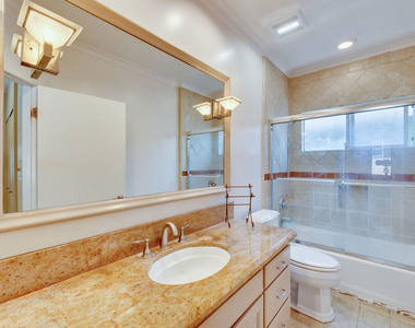 6335 W 85th Place - Photo Thumbnail 9