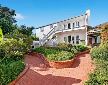 30830 Broad Beach Road - Photo Thumbnail 9