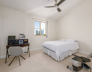 10617 Eastborne Avenue - Photo Thumbnail 12