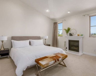 10617 Eastborne Avenue - Photo Thumbnail 14