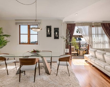 10617 Eastborne Avenue - Photo Thumbnail 9