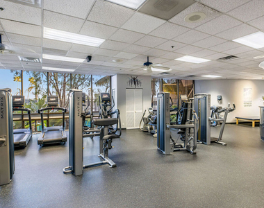 4314 Marina City Drive - Photo Thumbnail 29