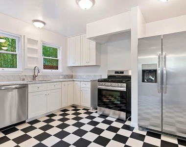 3486 Oak Glen Drive - Photo Thumbnail 8