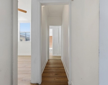 1021 N Mariposa Avenue - Photo Thumbnail 17