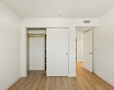 2836 Marsh Street - Photo Thumbnail 5