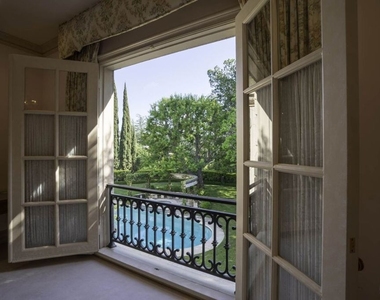 9742 Wendover Drive - Photo Thumbnail 15