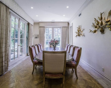 9742 Wendover Drive - Photo Thumbnail 9