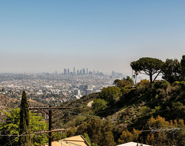 7107 Pacific View Drive - Photo Thumbnail 26