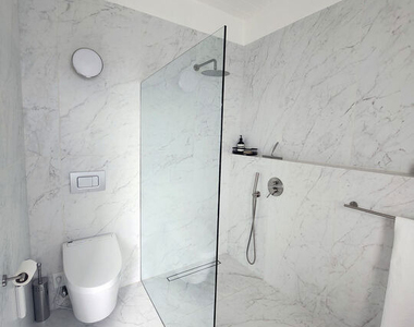 7107 Pacific View Drive - Photo Thumbnail 10