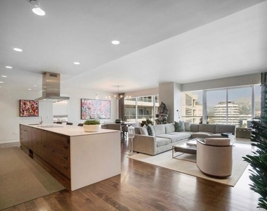 6250 Hollywood Boulevard - Photo Thumbnail 7