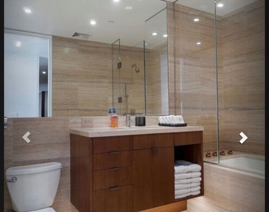 6250 Hollywood Boulevard - Photo Thumbnail 18