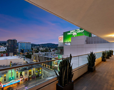 6250 Hollywood Boulevard - Photo Thumbnail 20