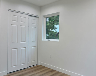 2201 1/2 Juliet Street - Photo Thumbnail 8