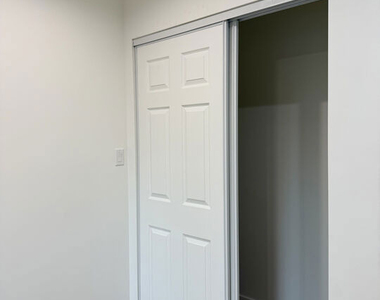 2201 1/2 Juliet Street - Photo Thumbnail 6