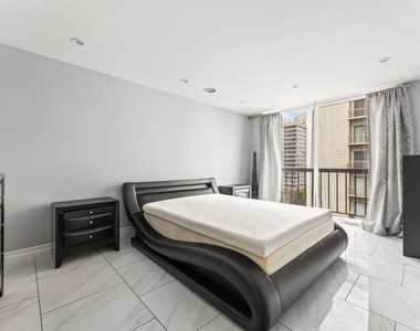10747 Wilshire Boulevard - Photo Thumbnail 12