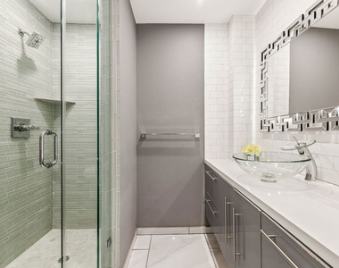 10747 Wilshire Boulevard - Photo Thumbnail 10