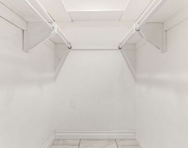 10747 Wilshire Boulevard - Photo Thumbnail 20