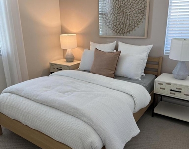 39912 Felicita Parkway - Photo Thumbnail 11